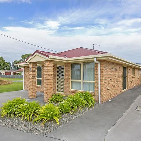 All Inn Strahan Holiday Units Exterior foto